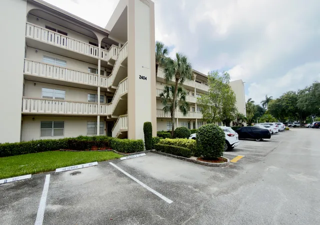 2nd image of 2404 Antigua, Coconut Creek, FL 33066 | MLS# B26030523