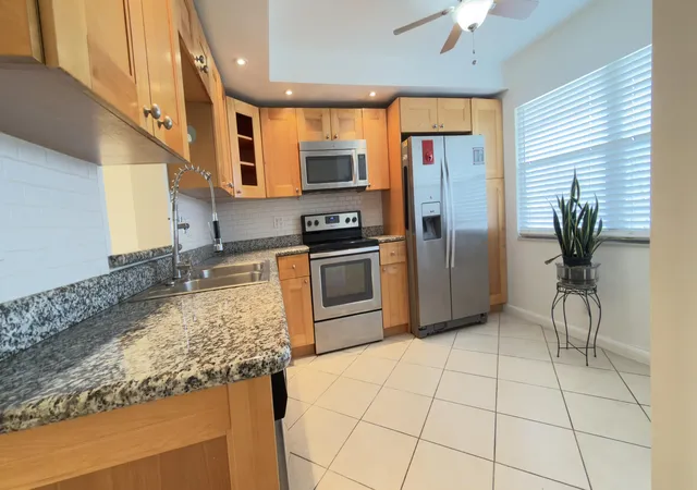 3rd image of 2404 Antigua, Coconut Creek, FL 33066 | MLS# B26030523