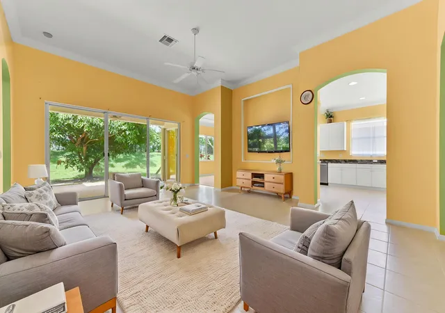 5th image of 2464 Sailfish Cove Dr, West Palm Beach, FL 33411 | MLS# B26030535