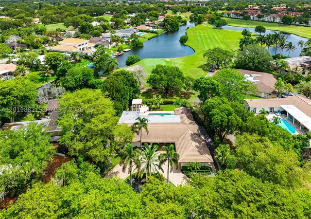 Photo 1 of Single family home for sale at 4301 Sanders St, Hollywood, FL 33021 | MLS# A12019882 | Listing updated on 2026-10-02