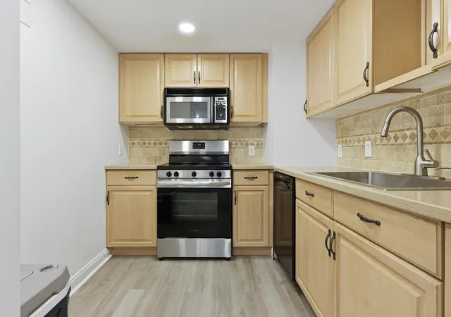 4th image of 5600 N Flagler Dr #1605, West Palm Beach, FL 33407 | MLS# B26029918