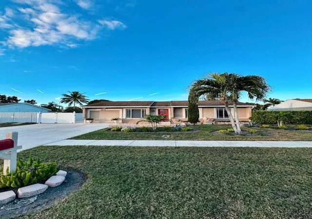 Homes for sale in Royal Palm Beach, FL | 10079 Yeoman Ln, Royal Palm Beach, FL 33411 | MLS# B26030642