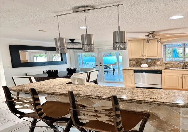 Homes for sale in Royal Palm Beach, FL | 10079 Yeoman Ln, Royal Palm Beach, FL 33411 | MLS# B26030642