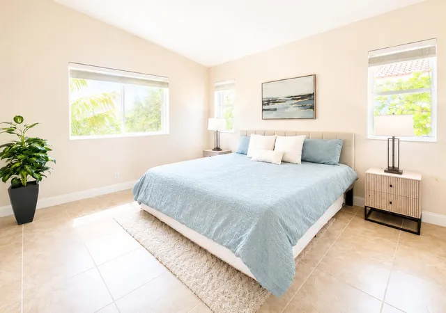 3rd image of 3022 Laurel Ridge Cir, Riviera Beach, FL 33404 | MLS# B26030674