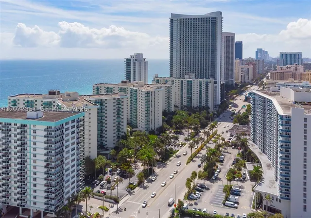 Photo 2 of Condo for sale at 3801 S Ocean Dr #2Z, Hollywood, FL 33019 | MLS# A12022351 | Listing updated on 2026-10-06
