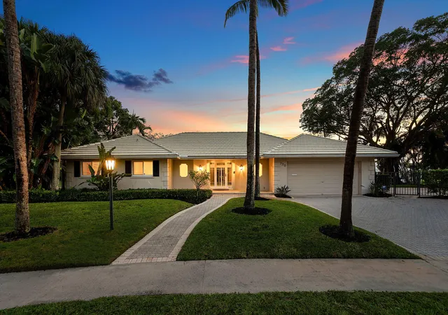 3rd image of 770 Peachtree Ln, Boca Raton, FL 33486 | MLS# B26030692