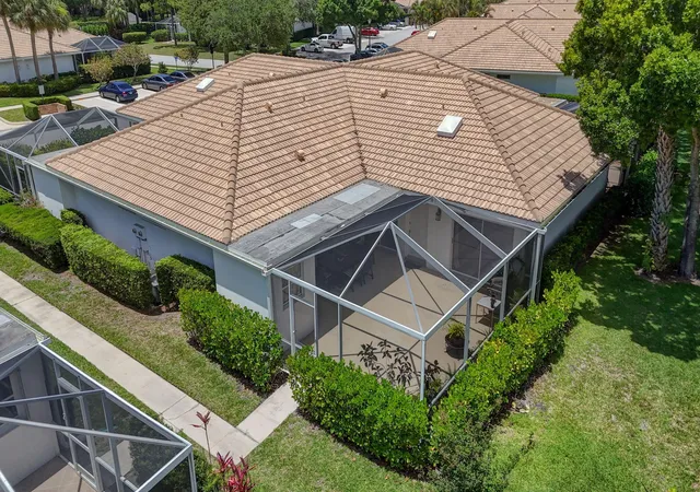 Homes for sale in Palm Beach Gardens, FL | 1702 Silverleaf Oak Ct, Palm Beach Gardens, FL 33410 | MLS# B26030875