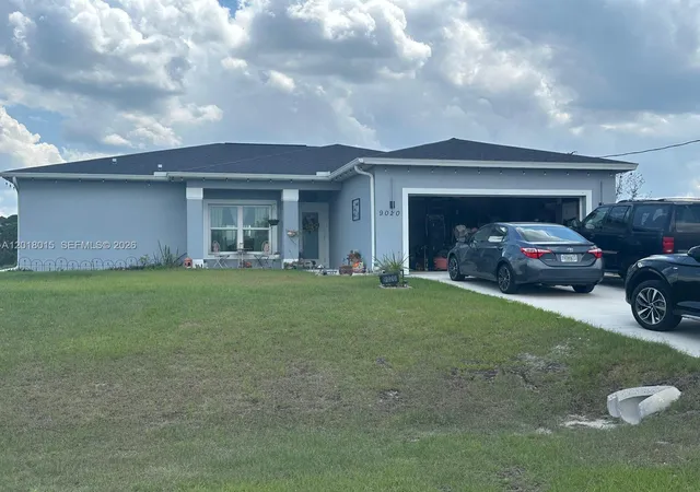 2nd image of 9020 W Mac Ct, La Belle, FL 33935 | MLS# A12018015