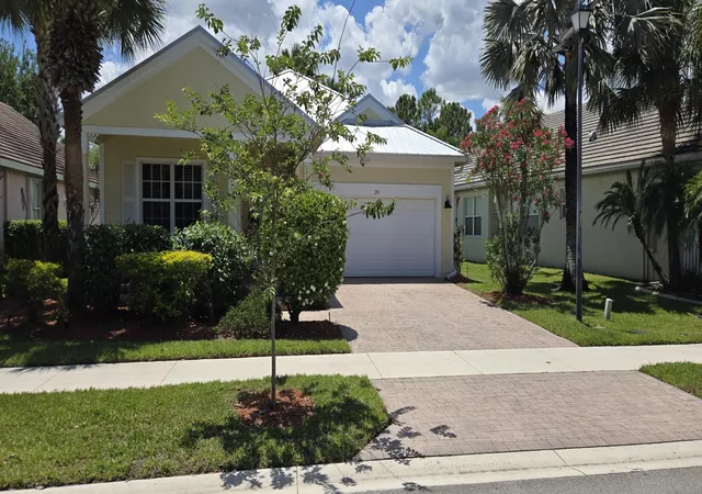 Homes for sale in Port St Lucie, FL | 195 Nw Willow Grove Ave, Port St Lucie, FL 34986 | MLS# B26030935