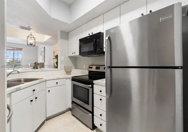 Photo 3 of Townhouse for sale at 745 Sw 148th Ave #804, Sunrise, FL 33325 | MLS# A12022708 | Listing updated on 2026-08-17