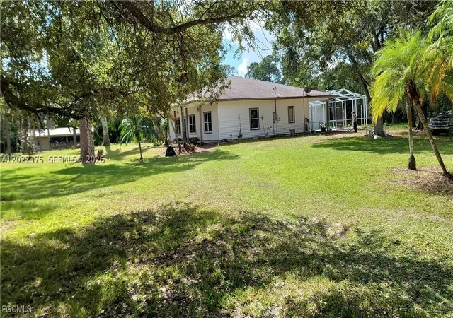 Homes for sale in North Fort Myers, FL | 7820 N Rich Road, North Fort Myers, FL 33917 | MLS# A12022375