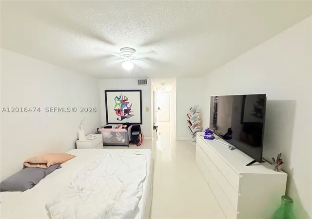 4th image of 1680 Ne 191St St #105-2, Miami, FL 33179 | MLS# A12016474