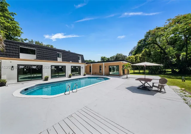 Single family home for sale at 11640 Sw 37Th Ct, Davie, FL 33330 | MLS# A12022872