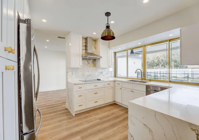 Homes for sale in Hollywood, FL | 3900 N 45th Ave, Hollywood, FL 33021 | MLS# B26031048