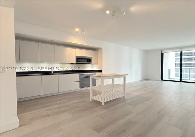 Photo 3 of Condo for sale at 1010 Brickell Ave #2208, Miami, FL 33131 | MLS# A12018725 | Listing updated on 2026-10-06