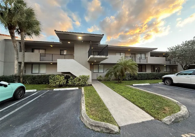 2nd image of 9505 Sw 1st Ct #9505, Coral Springs, FL 33071 | MLS# B26031116