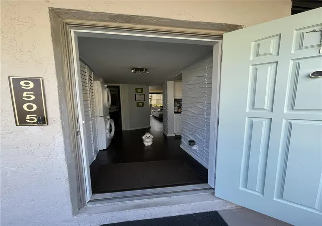 4th image of 9505 Sw 1St Ct, Coral Springs, FL 33071