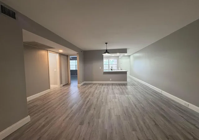 4th image of 4401 Martinique Ct #G2, Coconut Creek, FL 33066 | MLS# B26031150