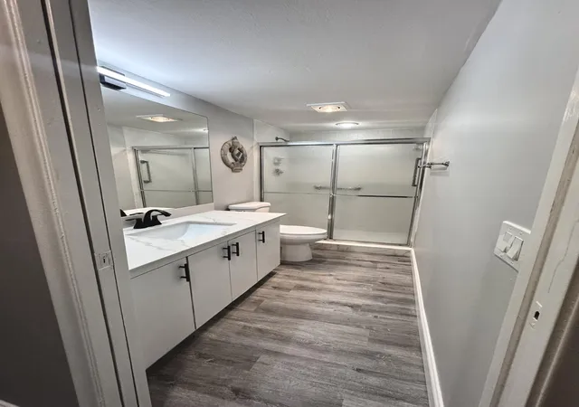 5th image of 4401 Martinique Ct #G2, Coconut Creek, FL 33066 | MLS# B26031150