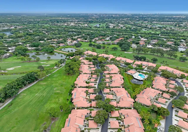 Homes for sale in Palm Beach Gardens, FL | 132 Old Meadow Wy, Palm Beach Gardens, FL 33418 | MLS# B26031230