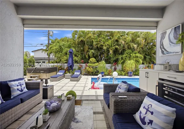 Photo 4 of Single family home for sale at 105 Ne 28Th Ct, Wilton Manors, FL 33334 | MLS# A12022259 | Listing updated on 2026-10-07