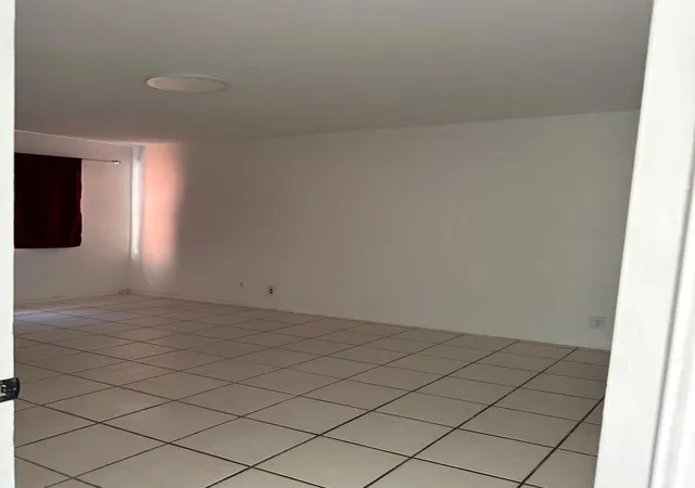 2nd image of 13707 Kendale Lakes Cir #Ph13, Miami, FL 33183 | MLS# B26031494