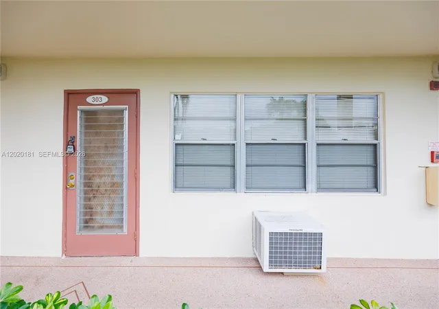Homes for sale in Boca Raton, FL | 303 Preston H #303, Boca Raton, FL 33434 | MLS# A12020181