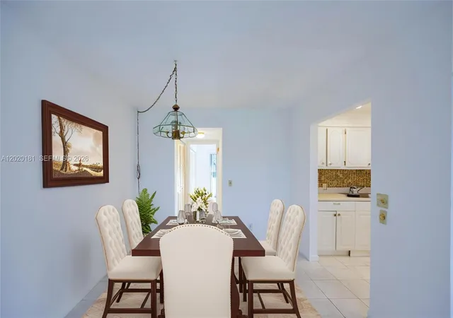 Homes for sale in Boca Raton, FL | 303 Preston H, Boca Raton, FL 33434 | Houzeo