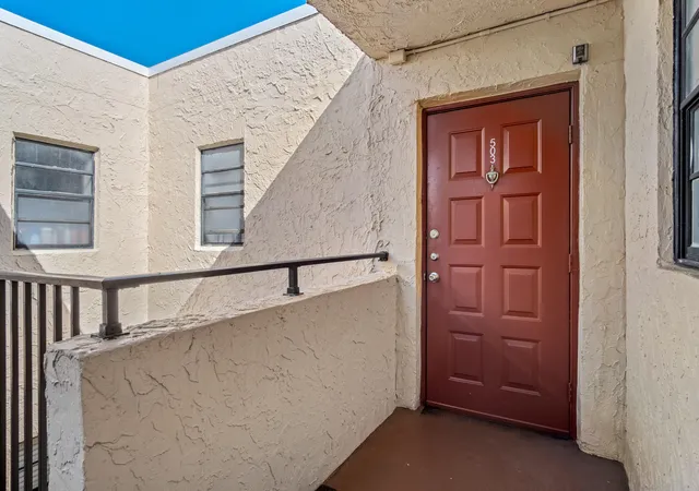 23rd image of 3500 Blue Lake Dr #503, Pompano Beach, FL 33064 | MLS# B26031546