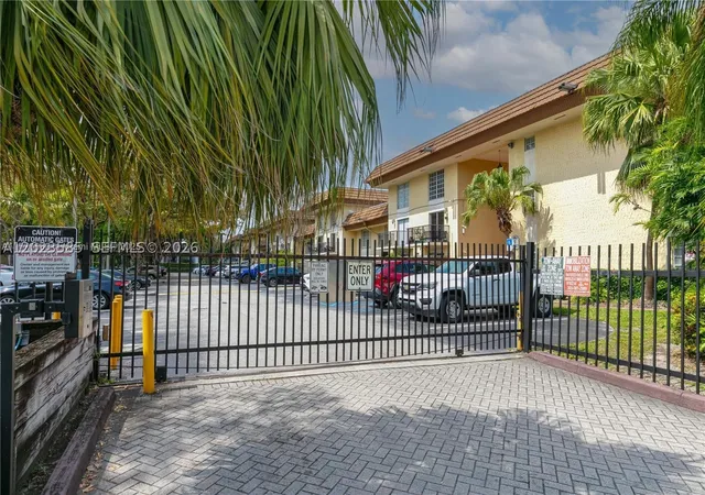19th image of 8550 Sw 109th Ave #5-119, Miami, FL 33173 | MLS# A12023585
