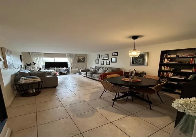 4th image of 8550 Sw 109Th Ave #5-119, Miami, FL 33173 | MLS# A12023585