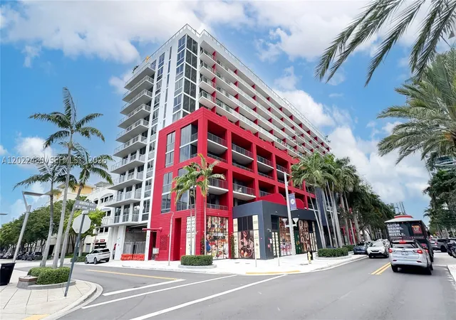 Homes for sale in Miami, FL | 90 32, Miami, FL 33137 | Houzeo