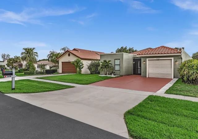 Homes for sale in Lake Worth, FL | 5463 Alta Wy, Lake Worth, FL 33467 | MLS# B26031700