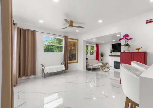 Homes for sale in Boynton Beach, FL | 201 Ne 28Th Ct, Boynton Beach, FL 33435 | MLS# B26031692