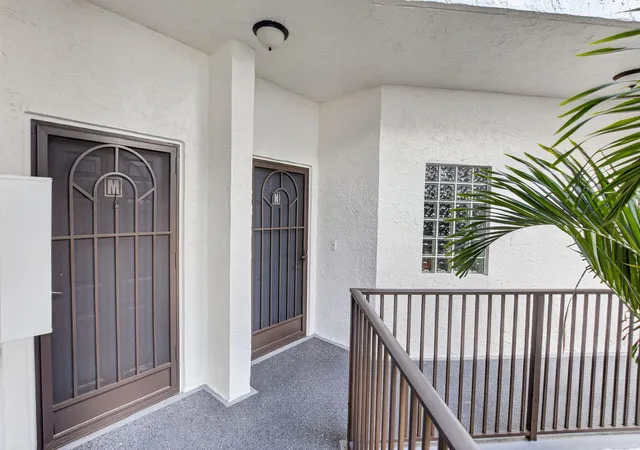 3rd image of 5153 Floria Dr #M, Boynton Beach, FL 33437 | MLS# B26031707