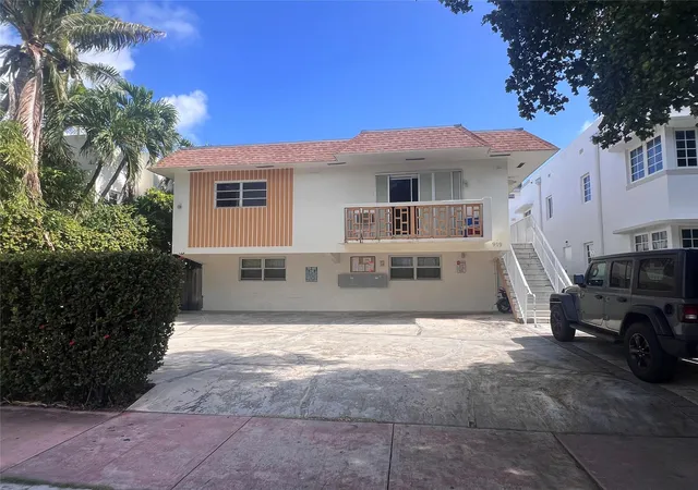 Homes for sale in Miami Beach, FL | 919 Michigan Ave #3, Miami Beach, FL 33139 | MLS# B26031886