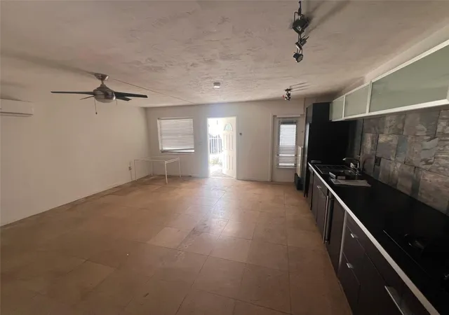 Homes for sale in Miami Beach, FL | 919 Michigan Ave #3, Miami Beach, FL 33139 | MLS# B26031886