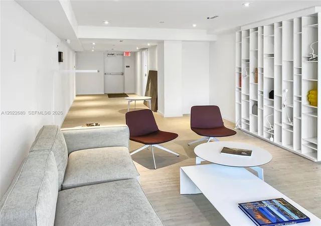 Homes for sale in Bal Harbour, FL | 10250 Collins Avenue, Bal Harbour, FL 33154 | Houzeo