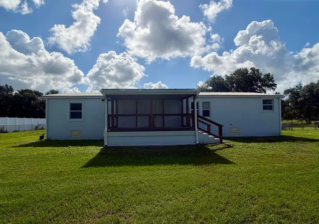 1st image of 2822 Se 47th Ter, Okeechobee, FL 34974 | MLS# B26031915