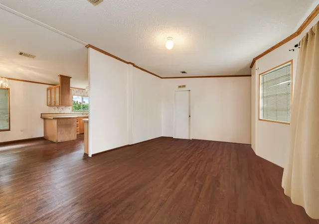 Homes for sale in Homestead, FL | 220 Ne 12th Ave #44, Homestead, FL 33030 | MLS# B26031958