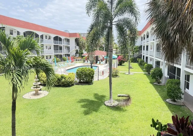 House for sale at 580 Egret Dr #211, Hallandale Beach, FL 33009 | MLS# A12013610 | Listing updated on 2026-08-21