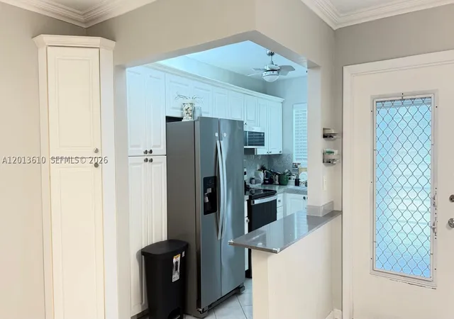 Photo 4 of House for sale at 580 Egret Dr #211, Hallandale Beach, FL 33009 | MLS# A12013610 | Listing updated on 2026-08-21