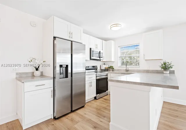 Homes for sale in Deerfield Beach, FL | 17 Lyndhurst #A, Deerfield Beach, FL 33442 | MLS# A12023970