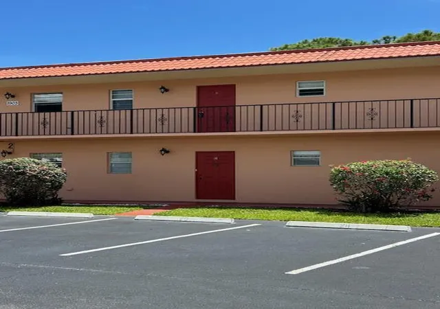 1st image of 1903 Sw Palm City Rd #2, Stuart, FL 34994 | MLS# B26032040