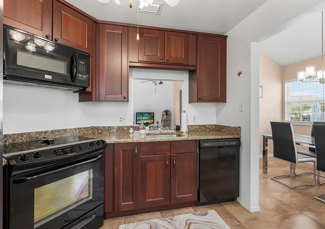 3rd image of 1965 Westminster Cir, Vero Beach, FL 32966