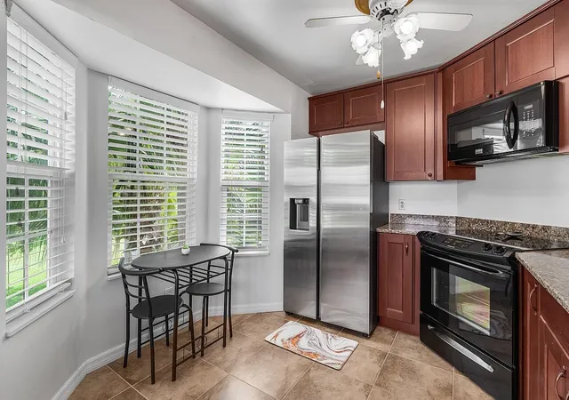 4th image of 1965 Westminster Cir, Vero Beach, FL 32966