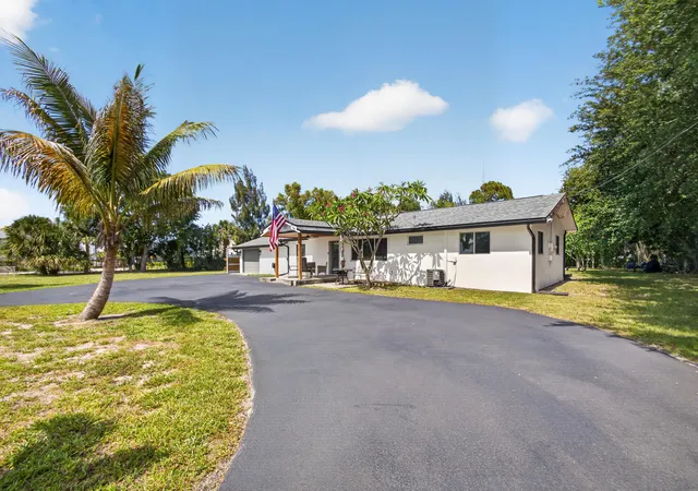 Homes for sale in Mangonia Park, FL | 5500 West Pl, Mangonia Park, FL 33407 | MLS# B26032099