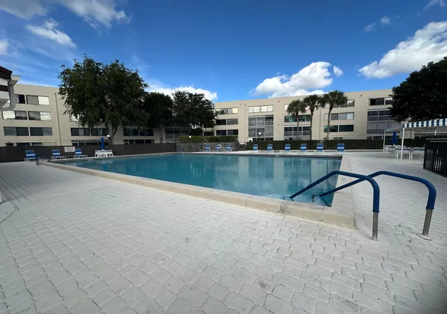Homes for sale in Lake Worth, FL | 3138 Via Poinciana #317, Lake Worth, FL 33467 | MLS# B26032137