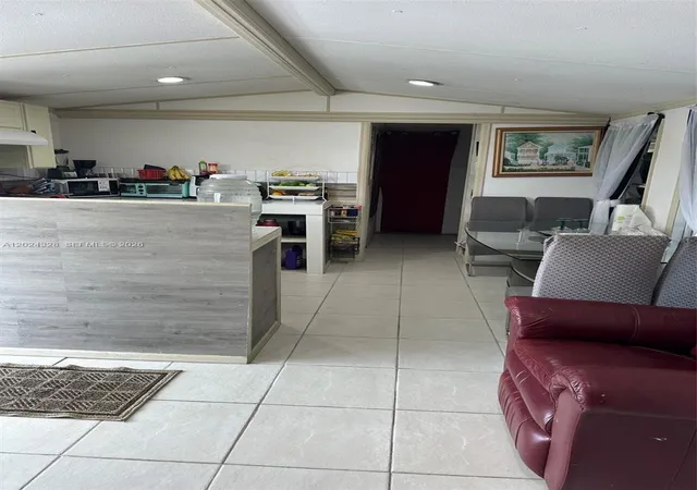 4th image of 625 N Quebrada, Clewiston, FL 33440 | MLS# A12024328