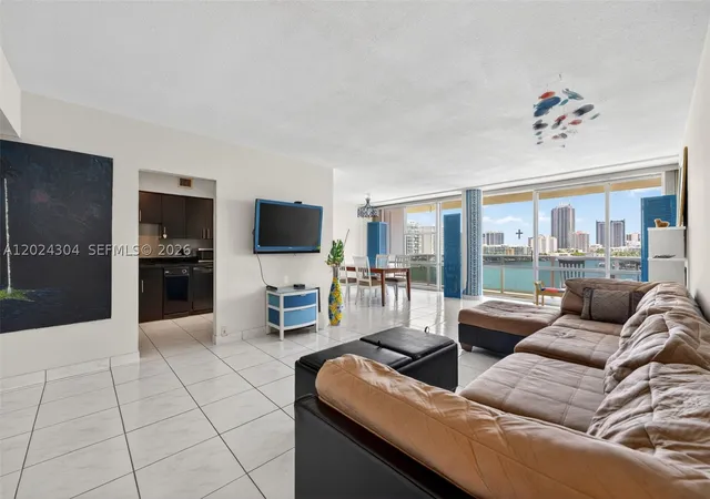 Photo 4 of Condo for sale at 900 Bay Dr #606, Miami Beach, FL 33141 | MLS# A12024304 | Listing updated on 2026-08-26